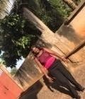 Dating Woman Cameroon to Yaoundé  : Julie, 46 years